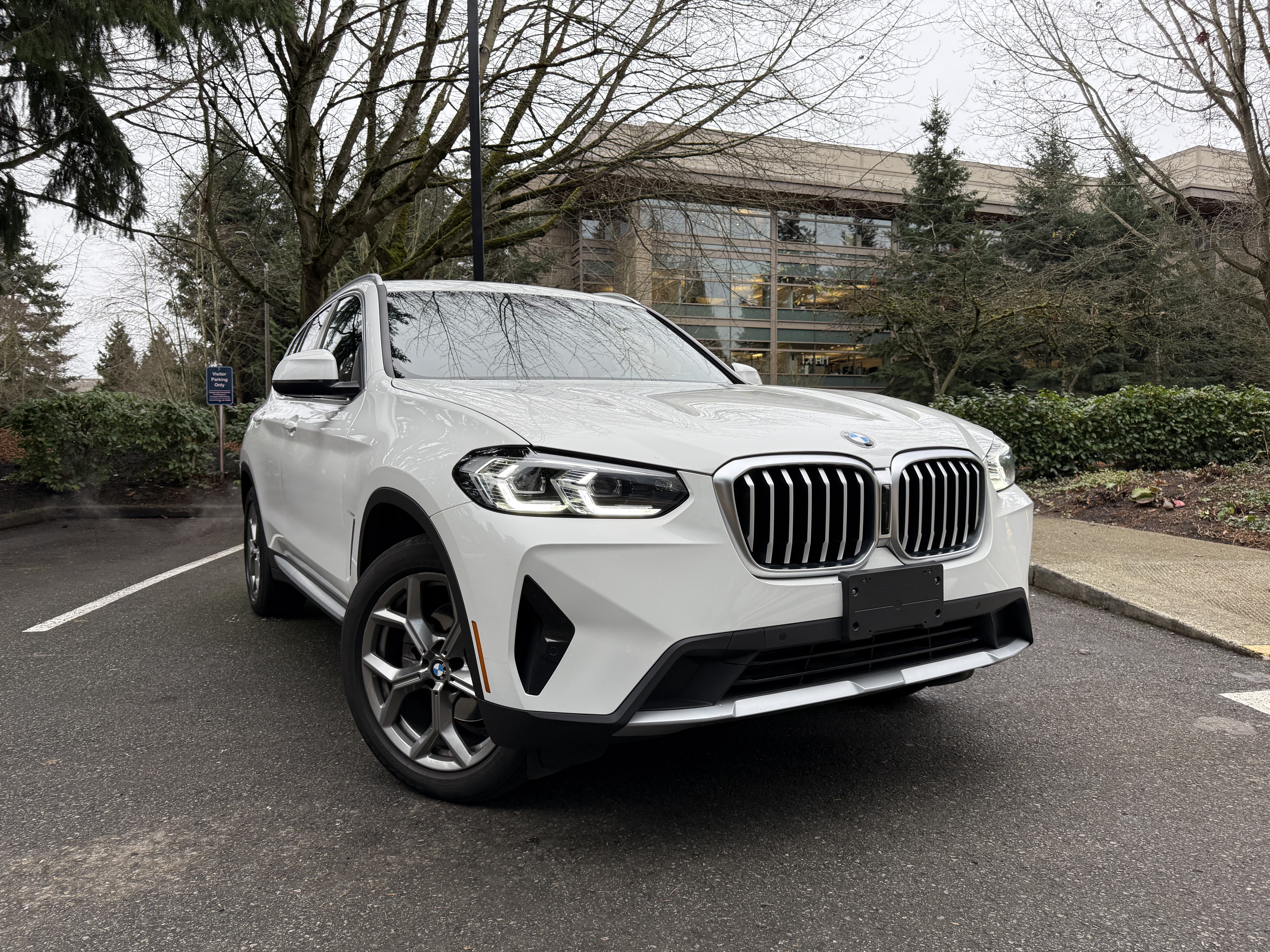 2022 BMW X3 xDrive30i's photo